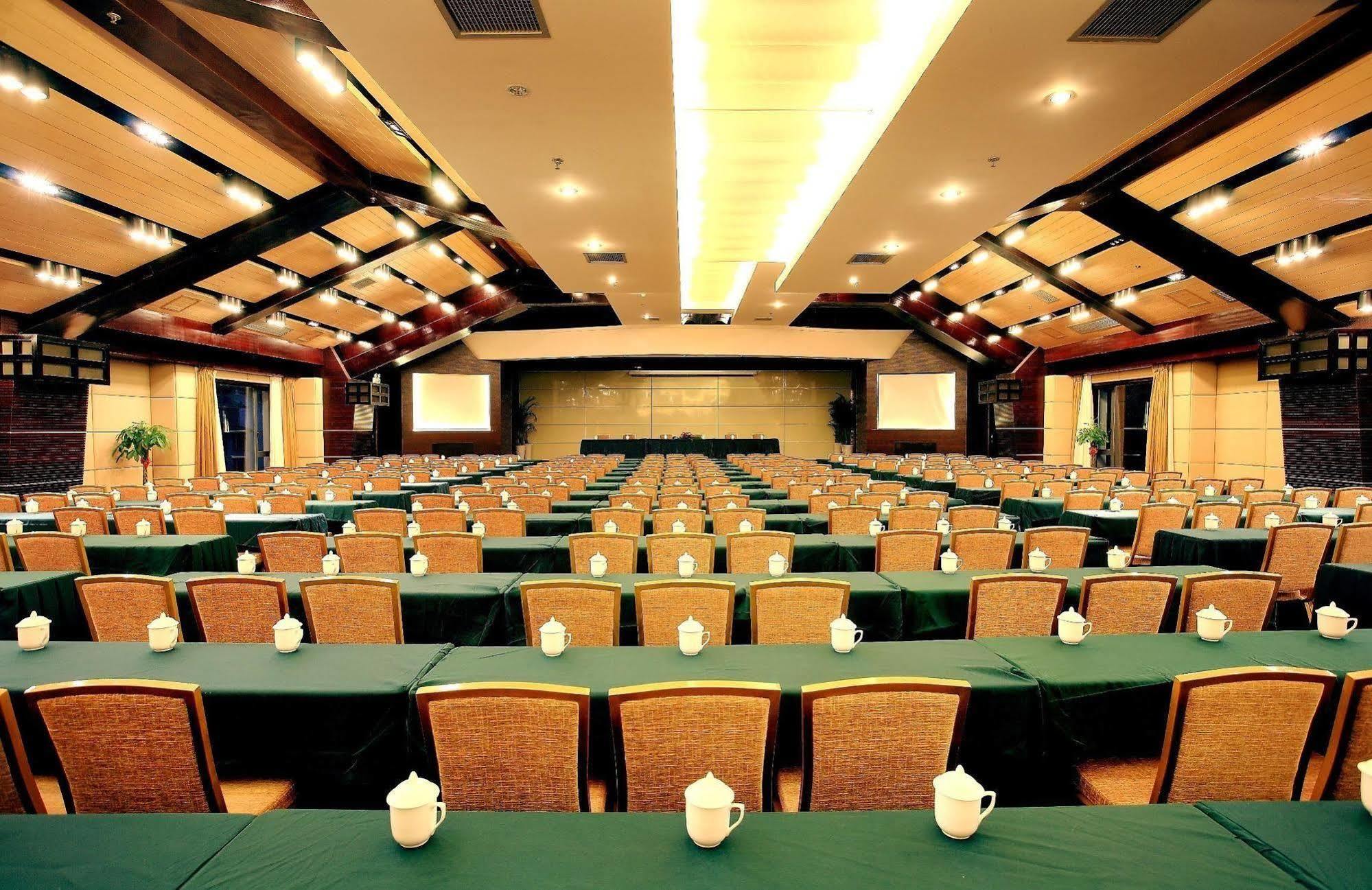 Jasper International Hotel 陽朔 エクステリア 写真