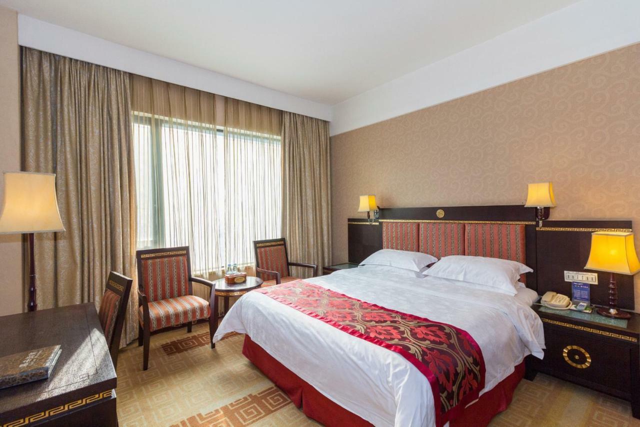 Jasper International Hotel 陽朔 エクステリア 写真