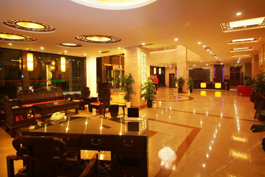 Jasper International Hotel 陽朔 エクステリア 写真